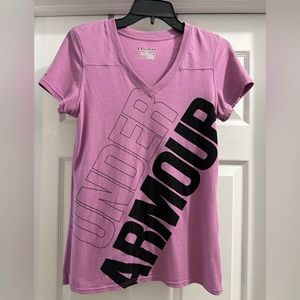 Women’s Under Armour shirt size medium